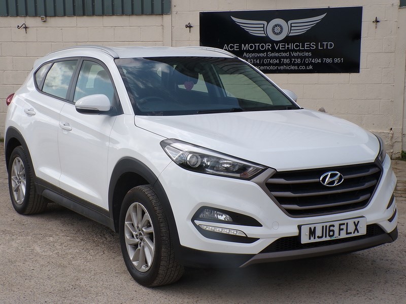 Hyundai TUCSON Listing Image