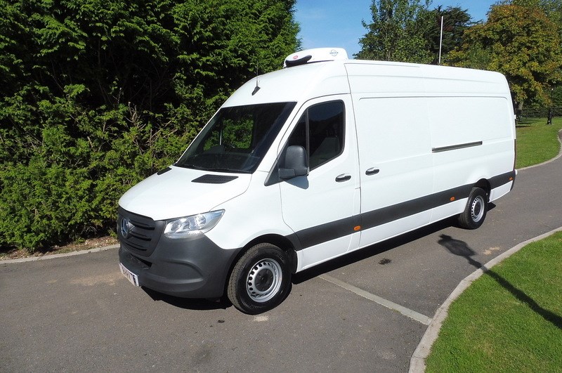 Mercedes-Benz Sprinter Listing Image