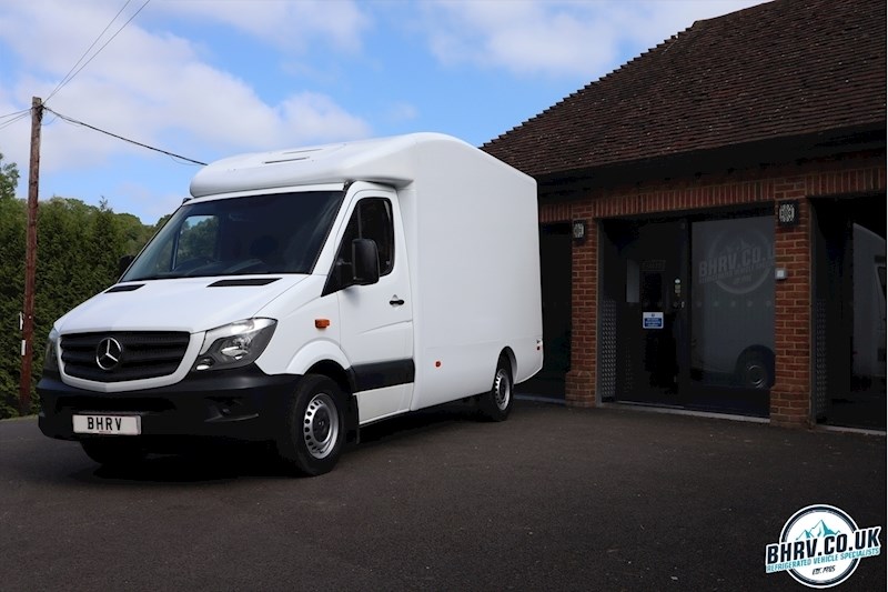 Mercedes-Benz Sprinter Listing Image