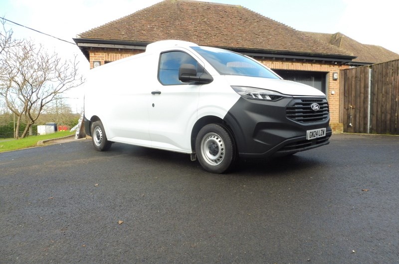 Ford Transit Custom Listing Image