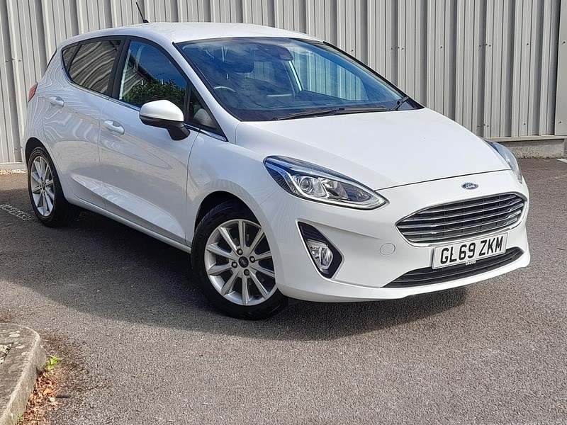 Ford Fiesta Listing Image