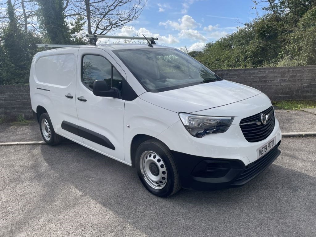 Vauxhall Combo Listing Image