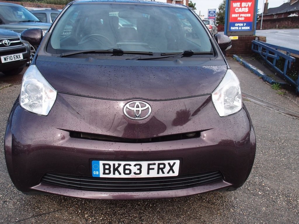 Toyota iQ Listing Image