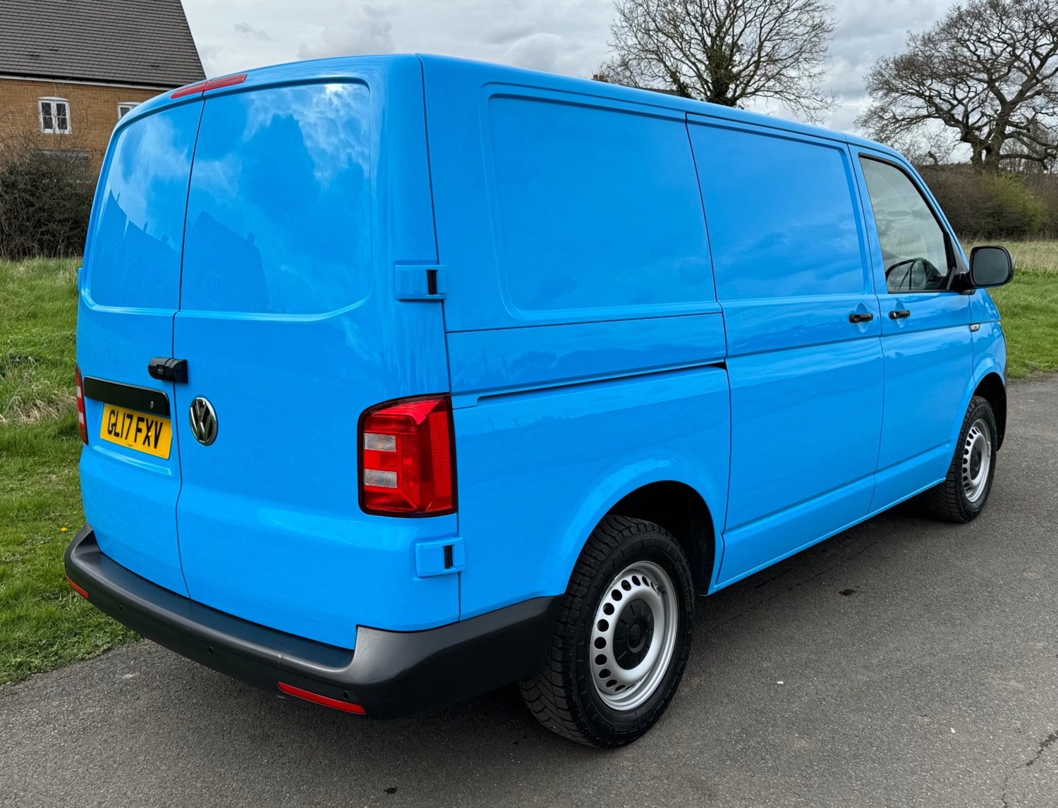 Volkswagen Transporter Listing Image