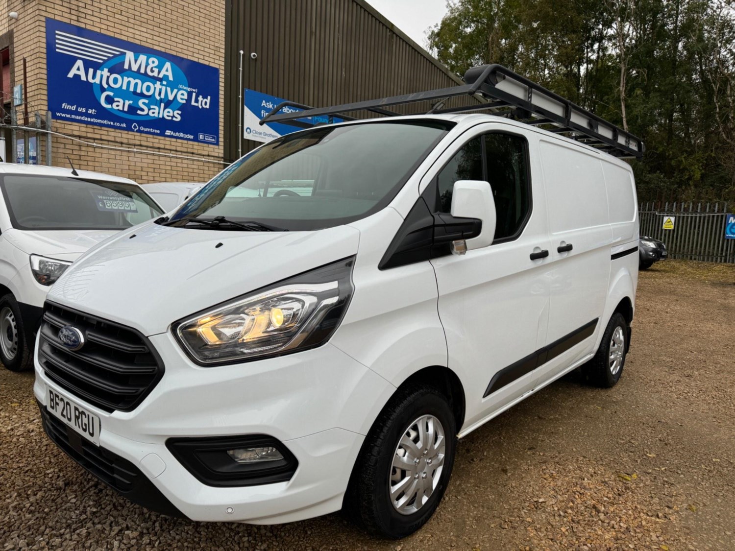 Ford Transit Custom Listing Image