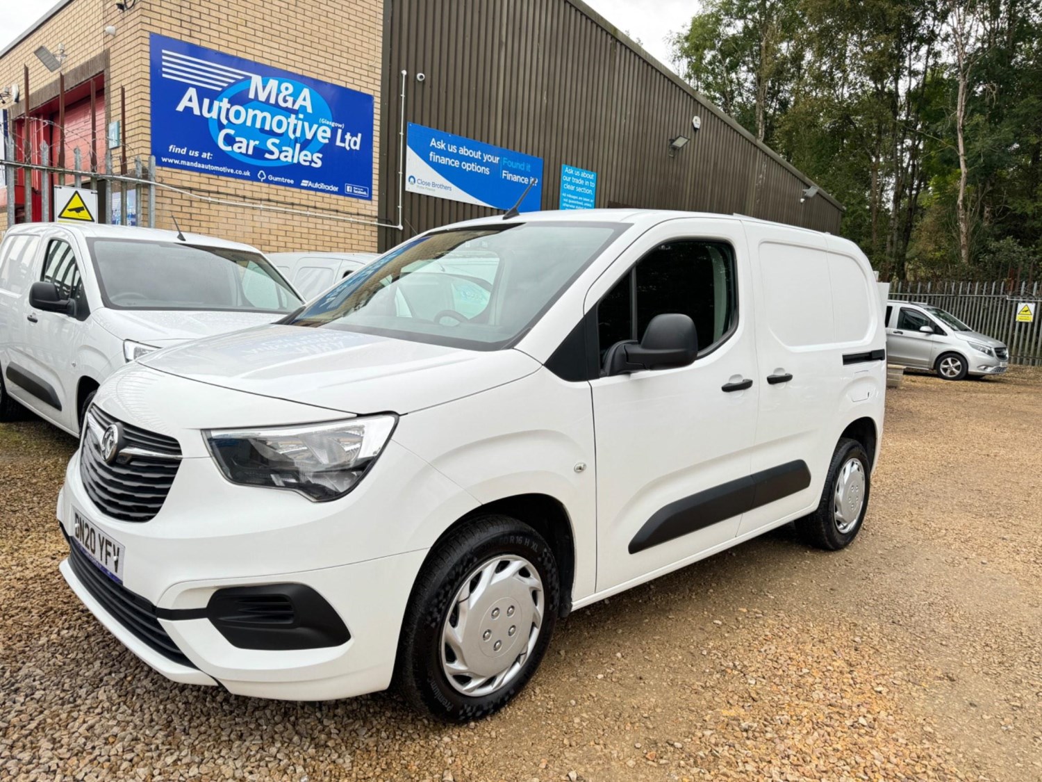 Vauxhall Combo Listing Image