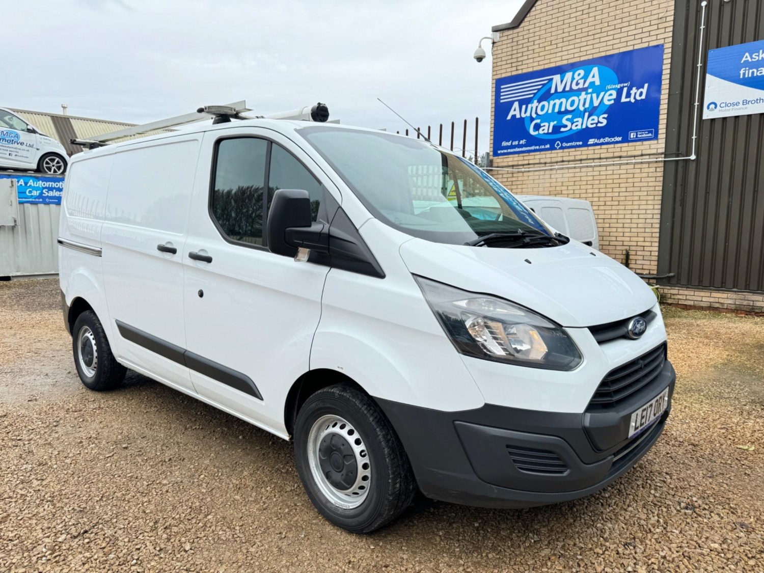 Ford Transit Custom Listing Image