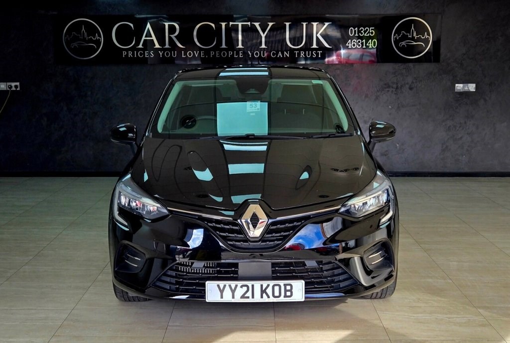 Renault Clio Listing Image