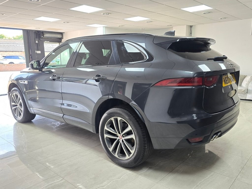 Jaguar F-PACE Listing Image