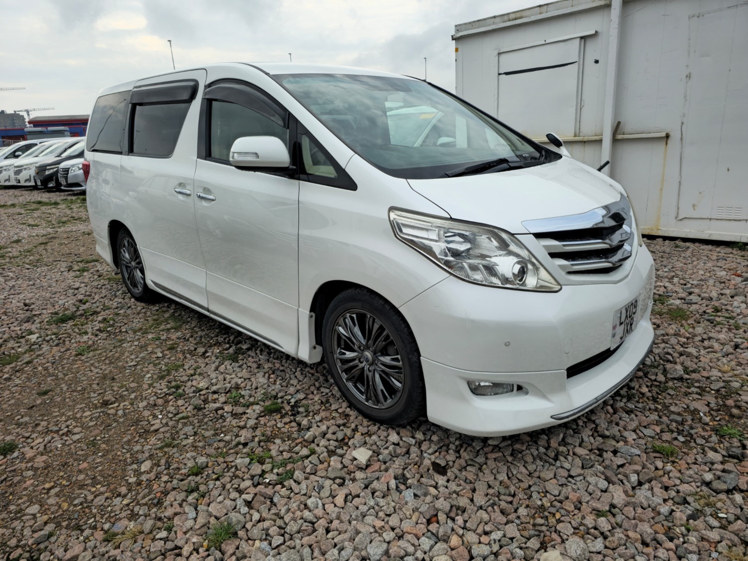 Toyota Alphard Listing Image