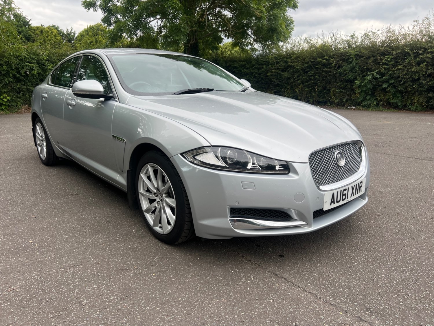 Jaguar XF Listing Image