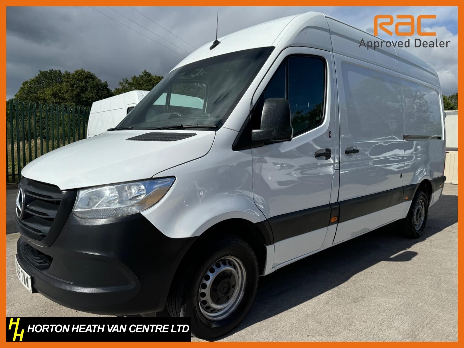 Mercedes-Benz Sprinter Listing Image