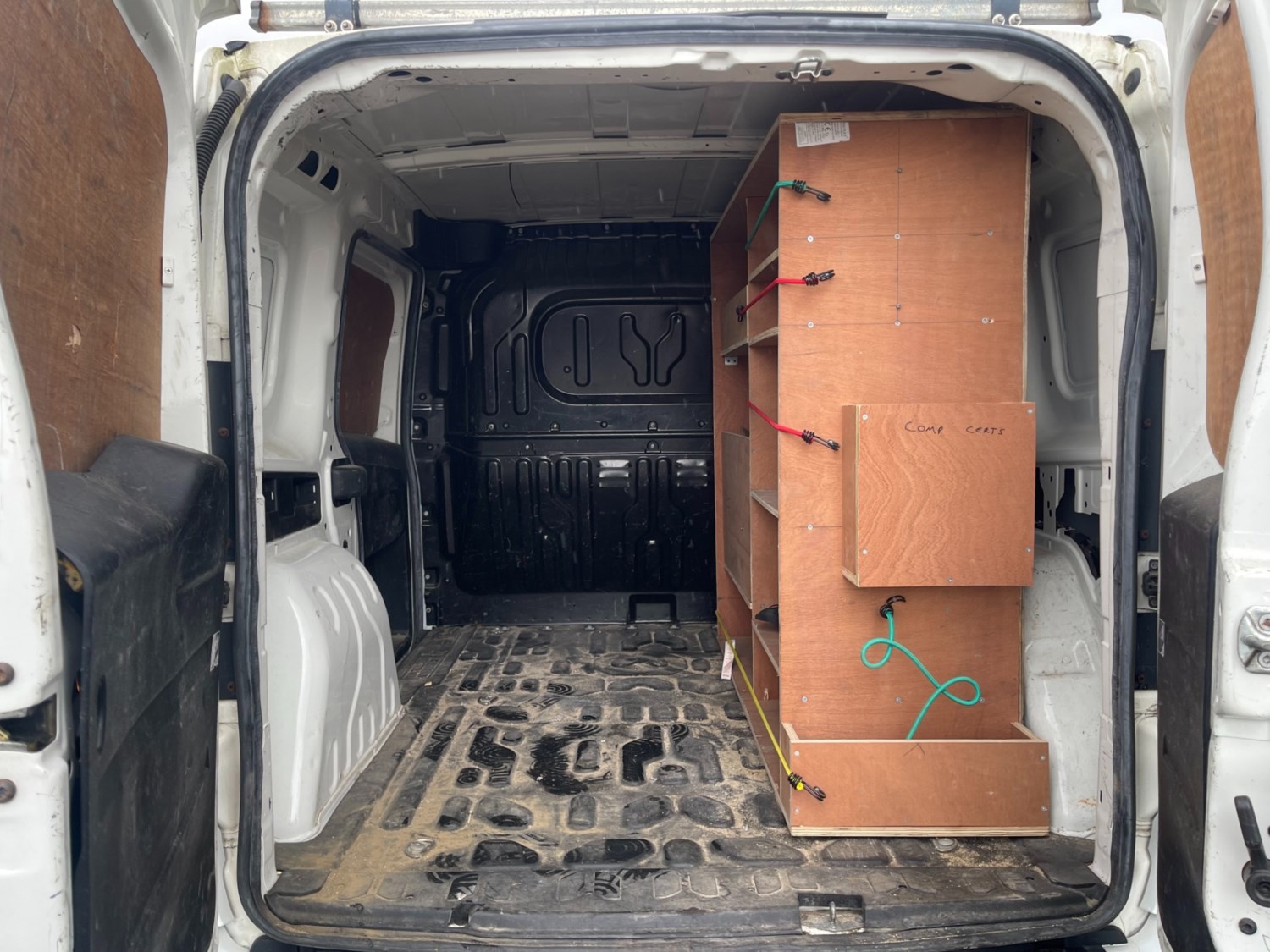 Vauxhall Combo Listing Image