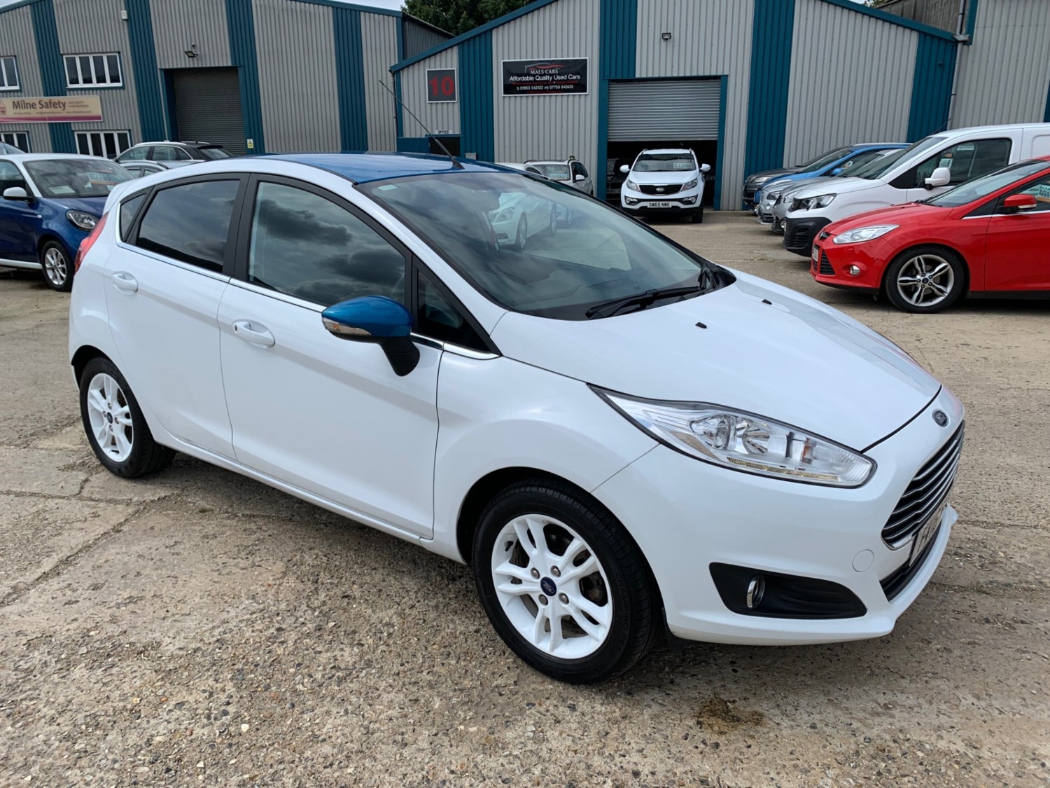 Ford Fiesta Listing Image