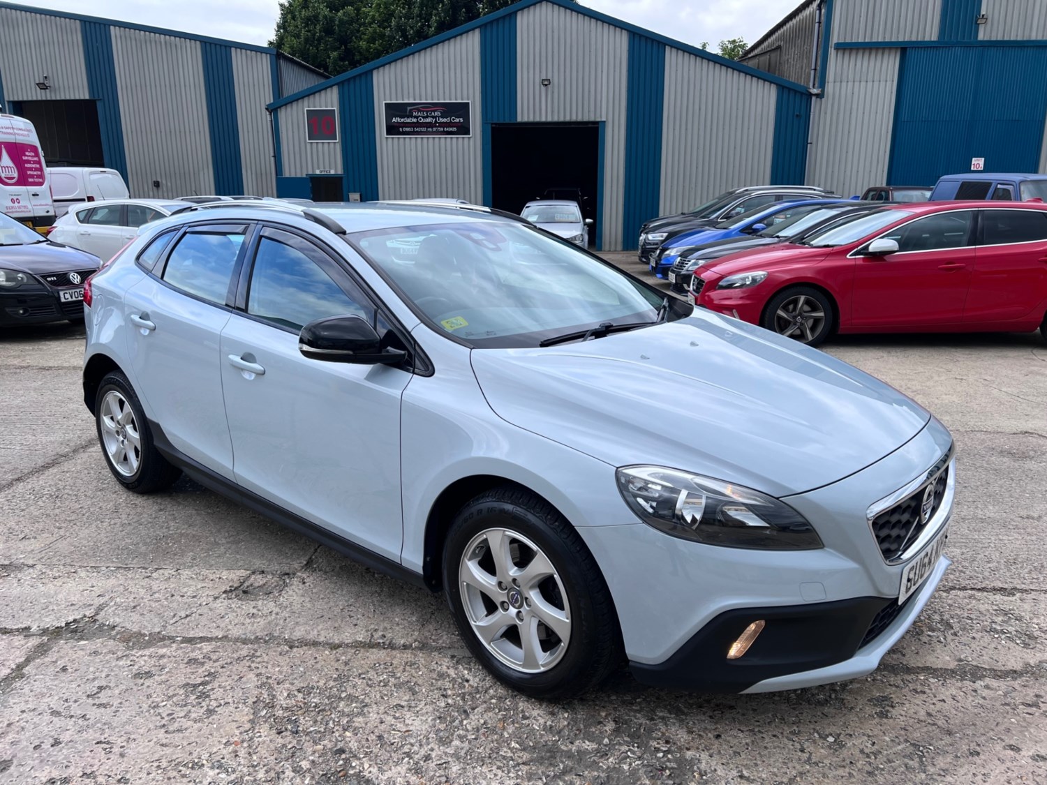 Volvo V40 Listing Image