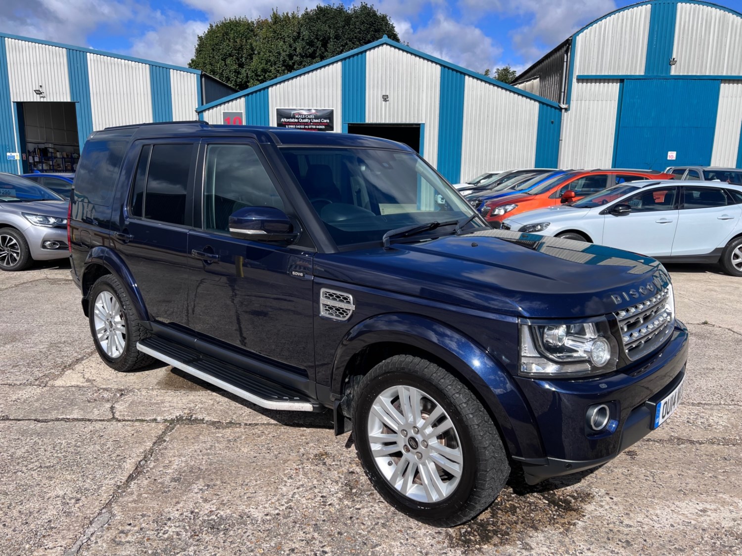 Land Rover Discovery Listing Image