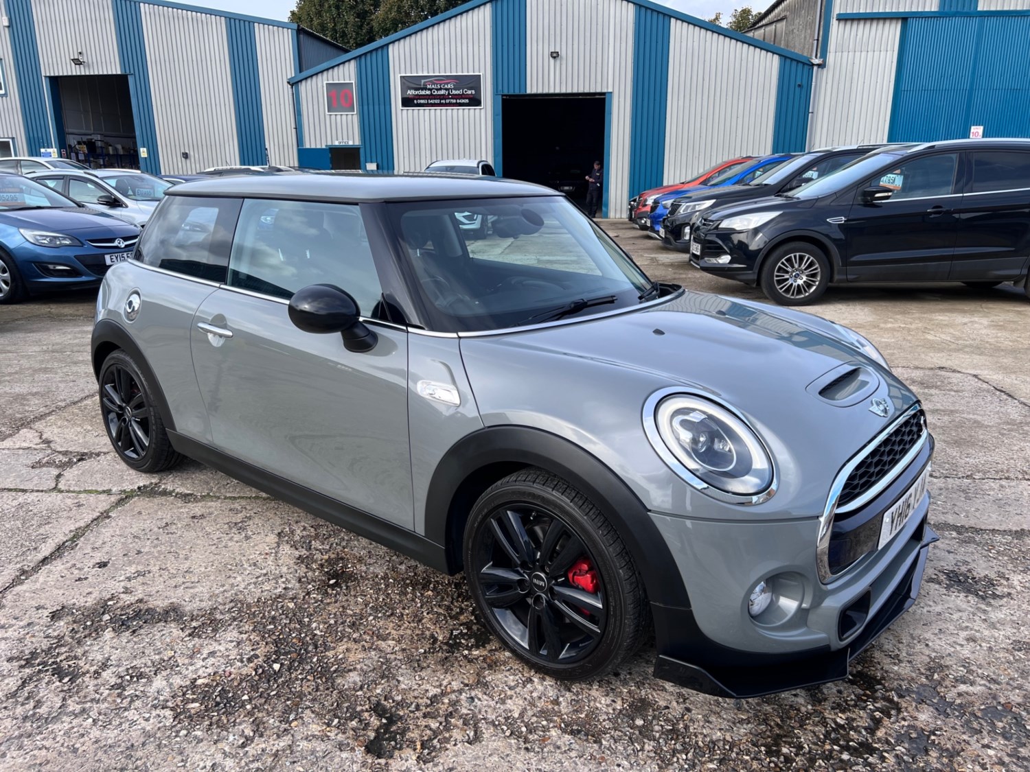 MINI Hatch Listing Image