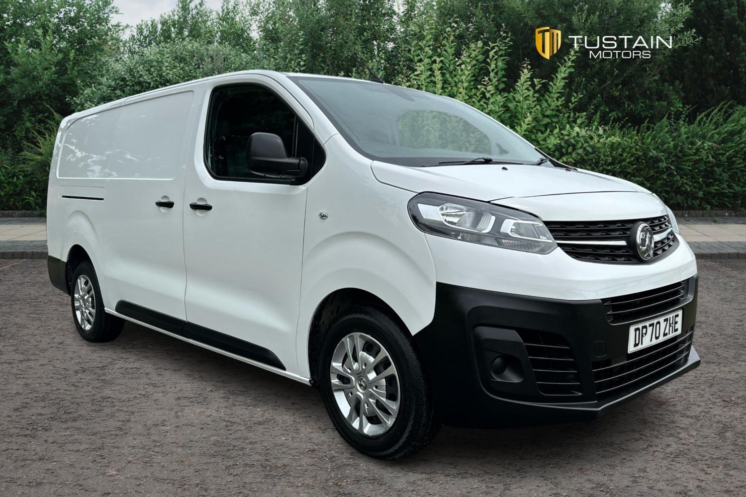 Vauxhall Vivaro Listing Image