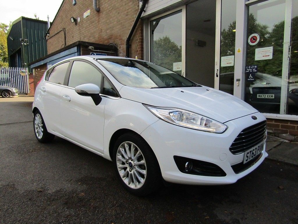 Ford Fiesta Listing Image