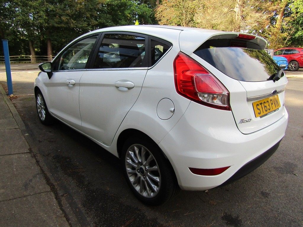 Ford Fiesta Listing Image