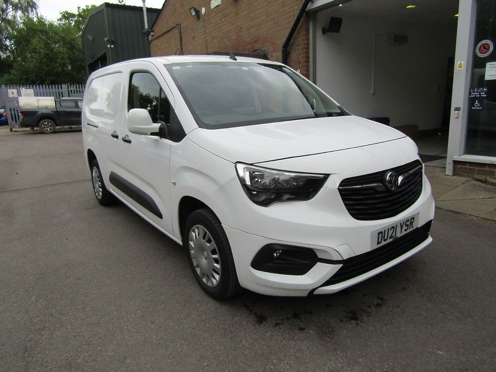 Vauxhall Combo Listing Image