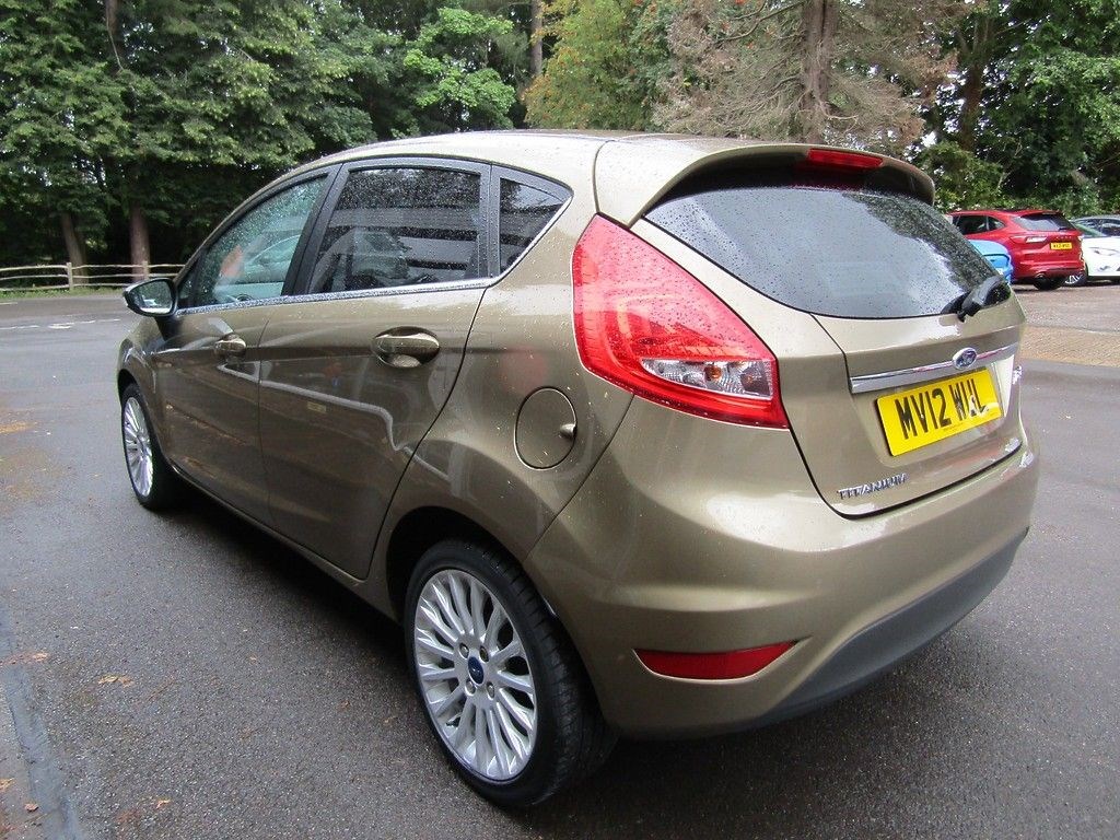 Ford Fiesta Listing Image