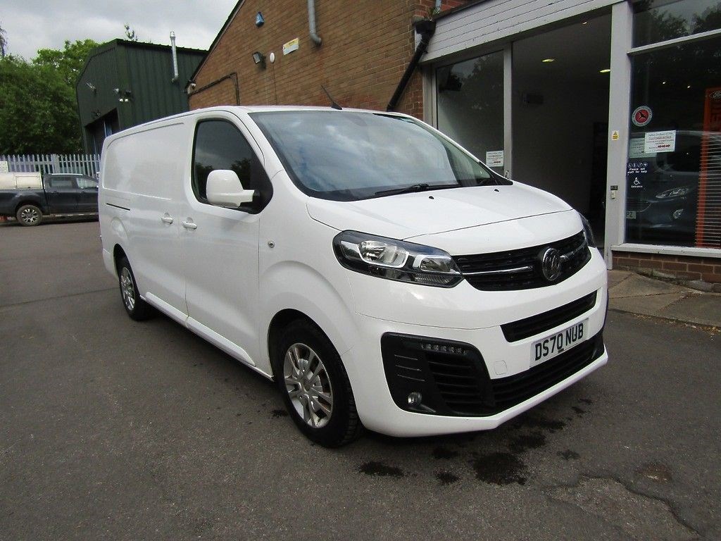 Vauxhall Vivaro Listing Image