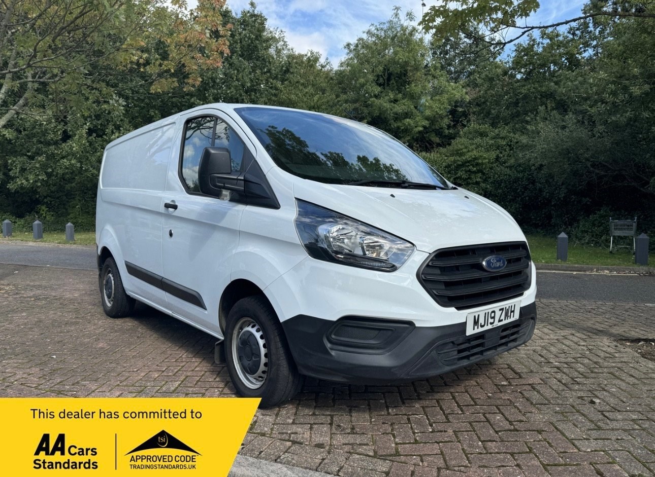 Ford Transit Custom Listing Image