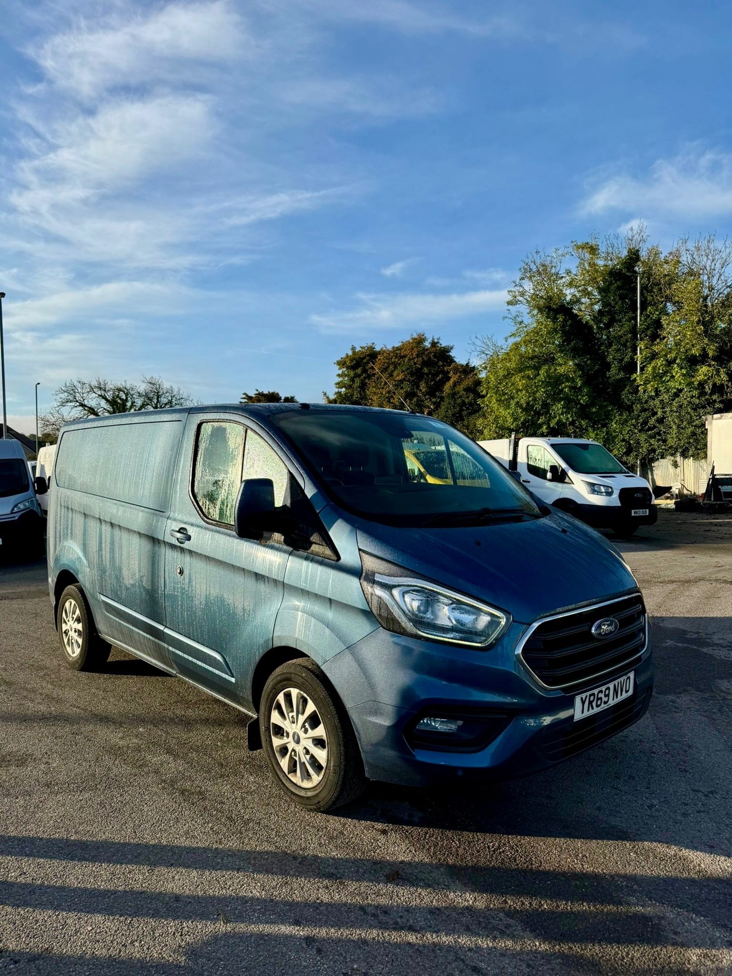 Ford Transit Custom Listing Image