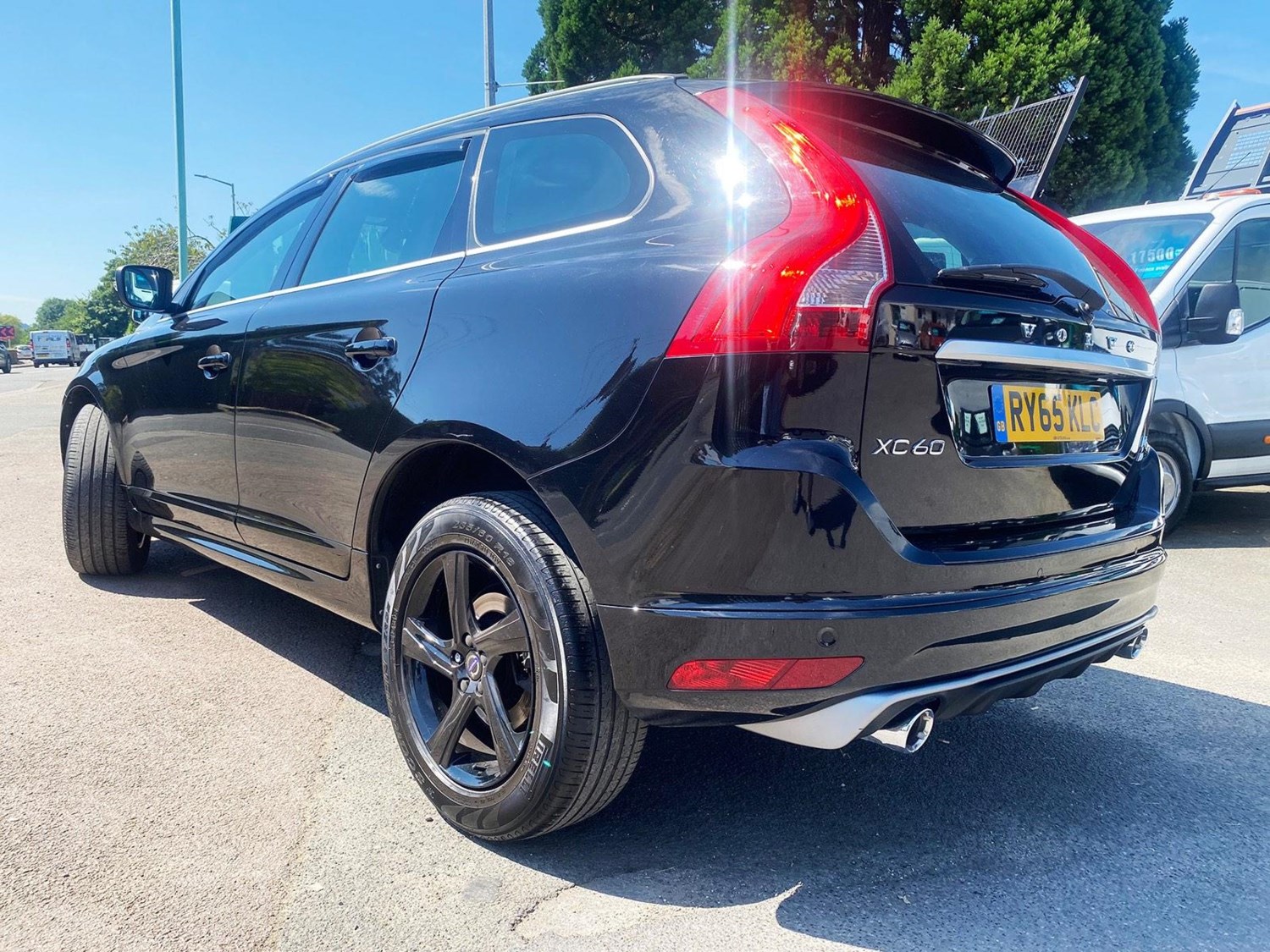 Volvo XC60 Listing Image