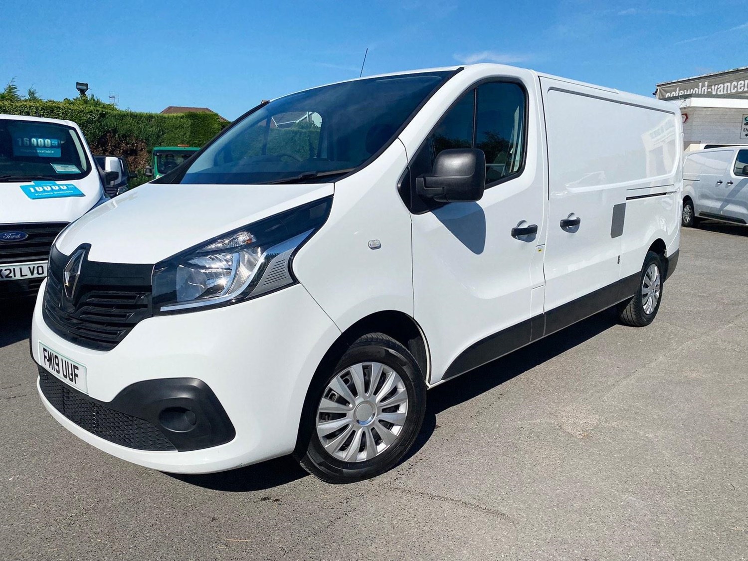 Renault Trafic Listing Image