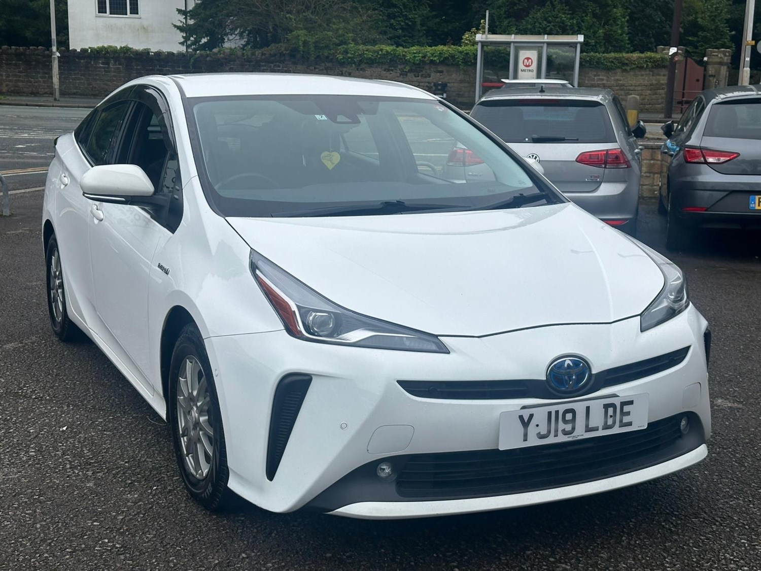 Toyota Prius Listing Image