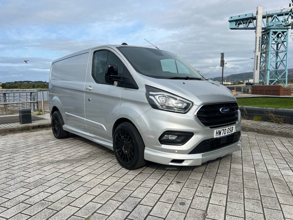 Ford Transit Custom Listing Image