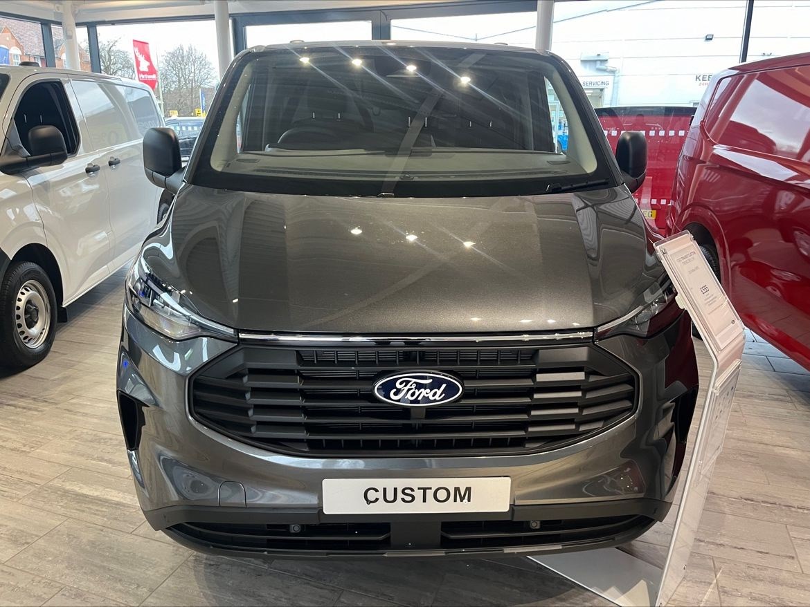 Ford Transit Custom Listing Image