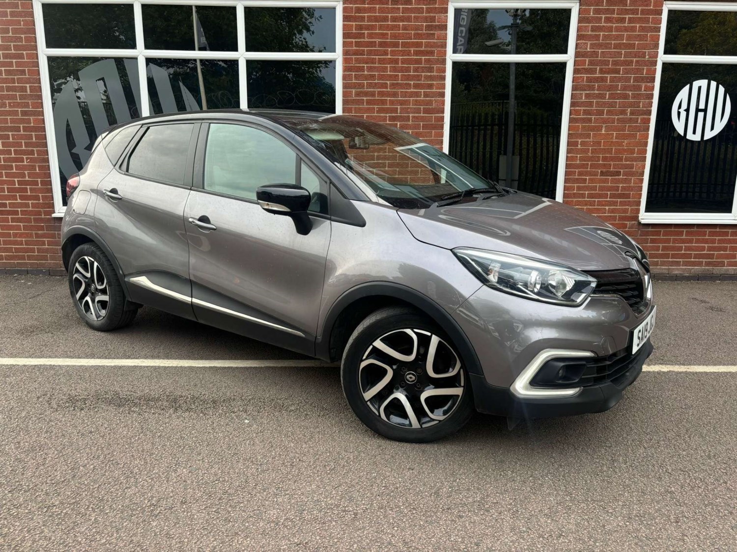 Renault Captur Listing Image