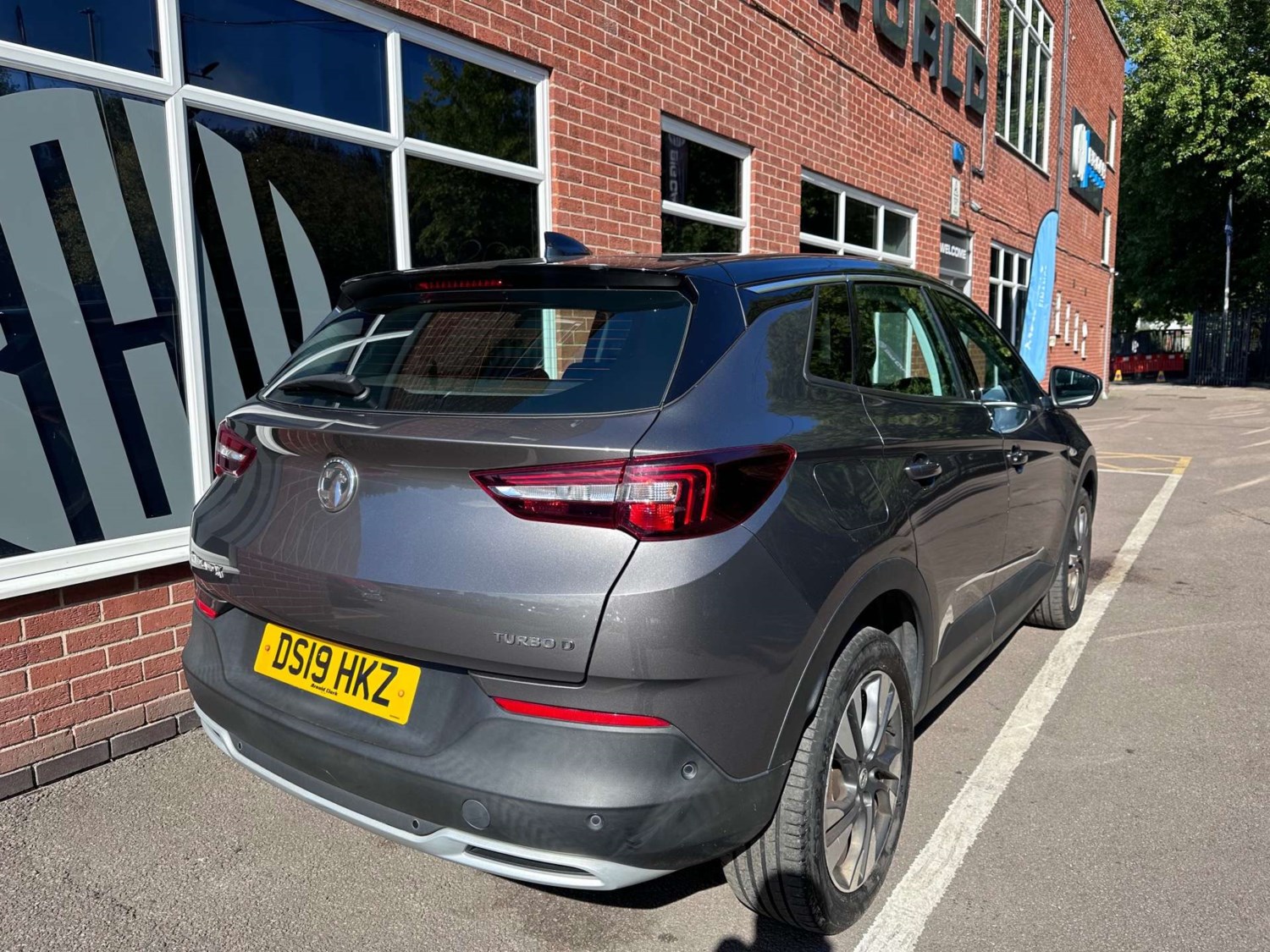 Vauxhall Grandland X Listing Image