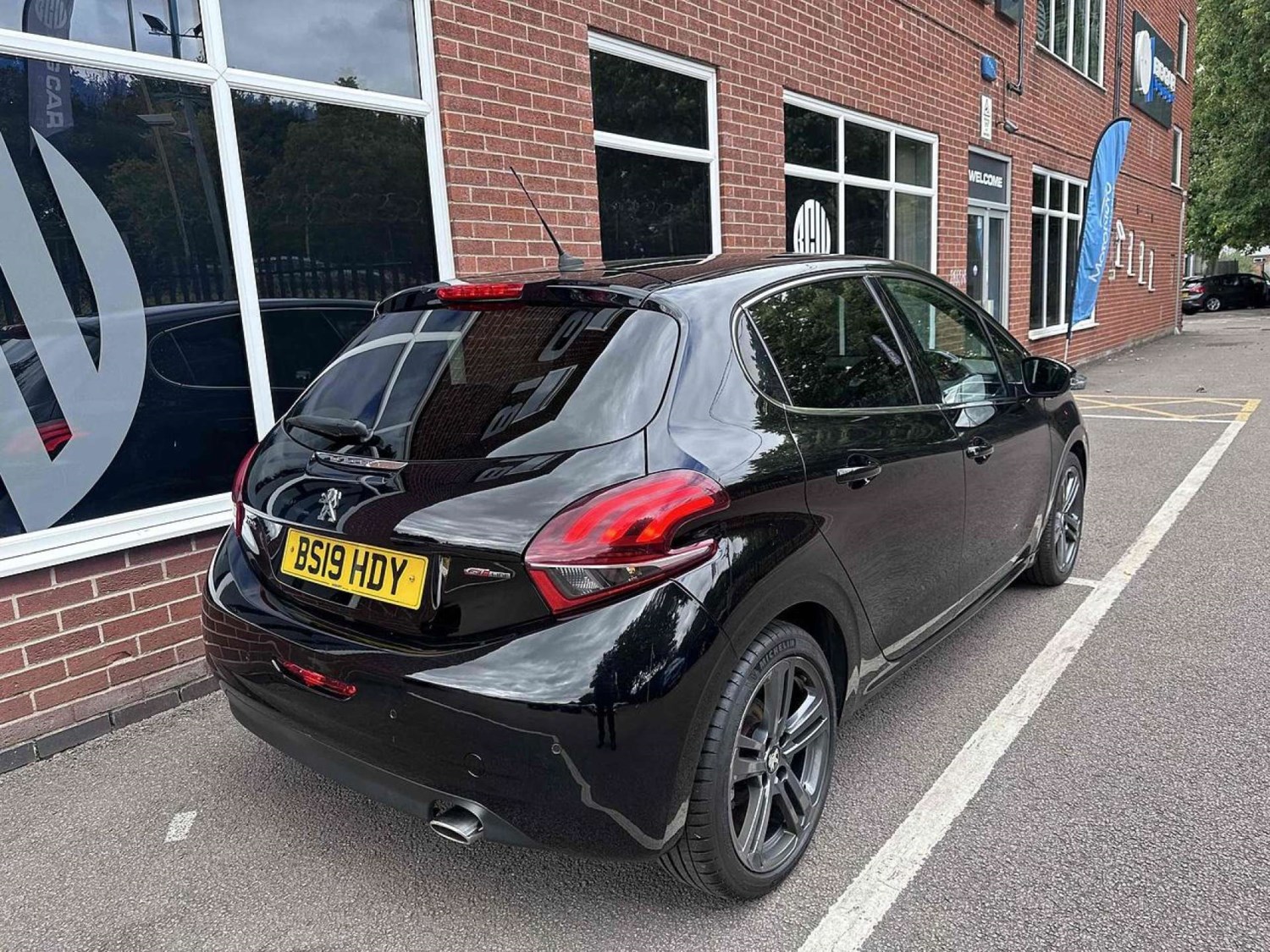 Peugeot 208 Listing Image