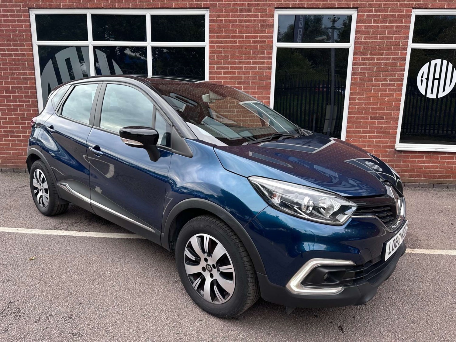 Renault Captur Listing Image