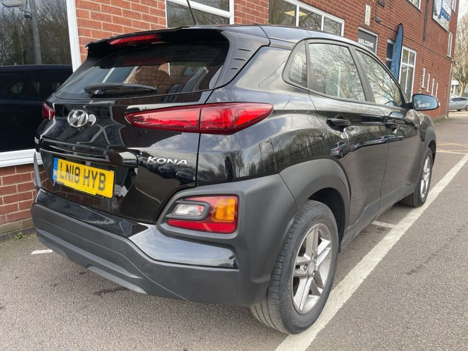 Hyundai KONA Listing Image