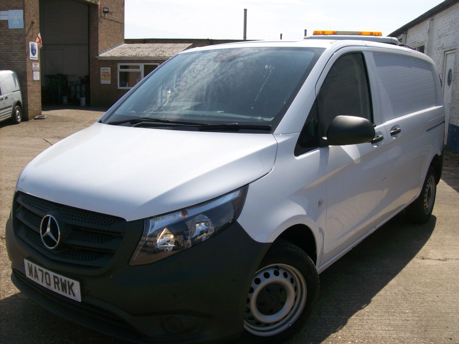 Mercedes-Benz Vito Listing Image