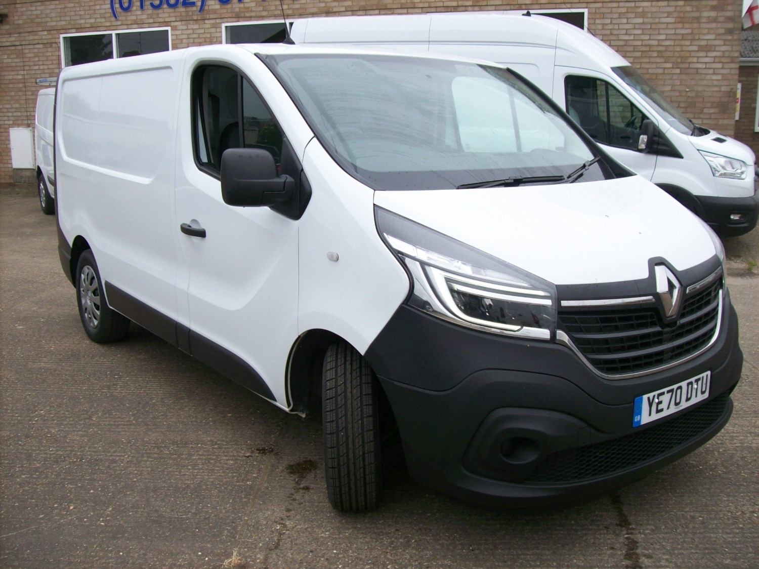 Renault Trafic Listing Image