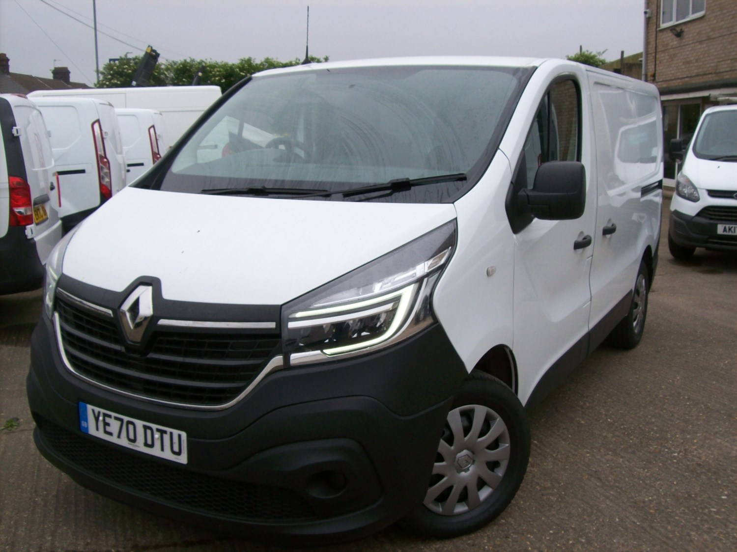 Renault Trafic Listing Image