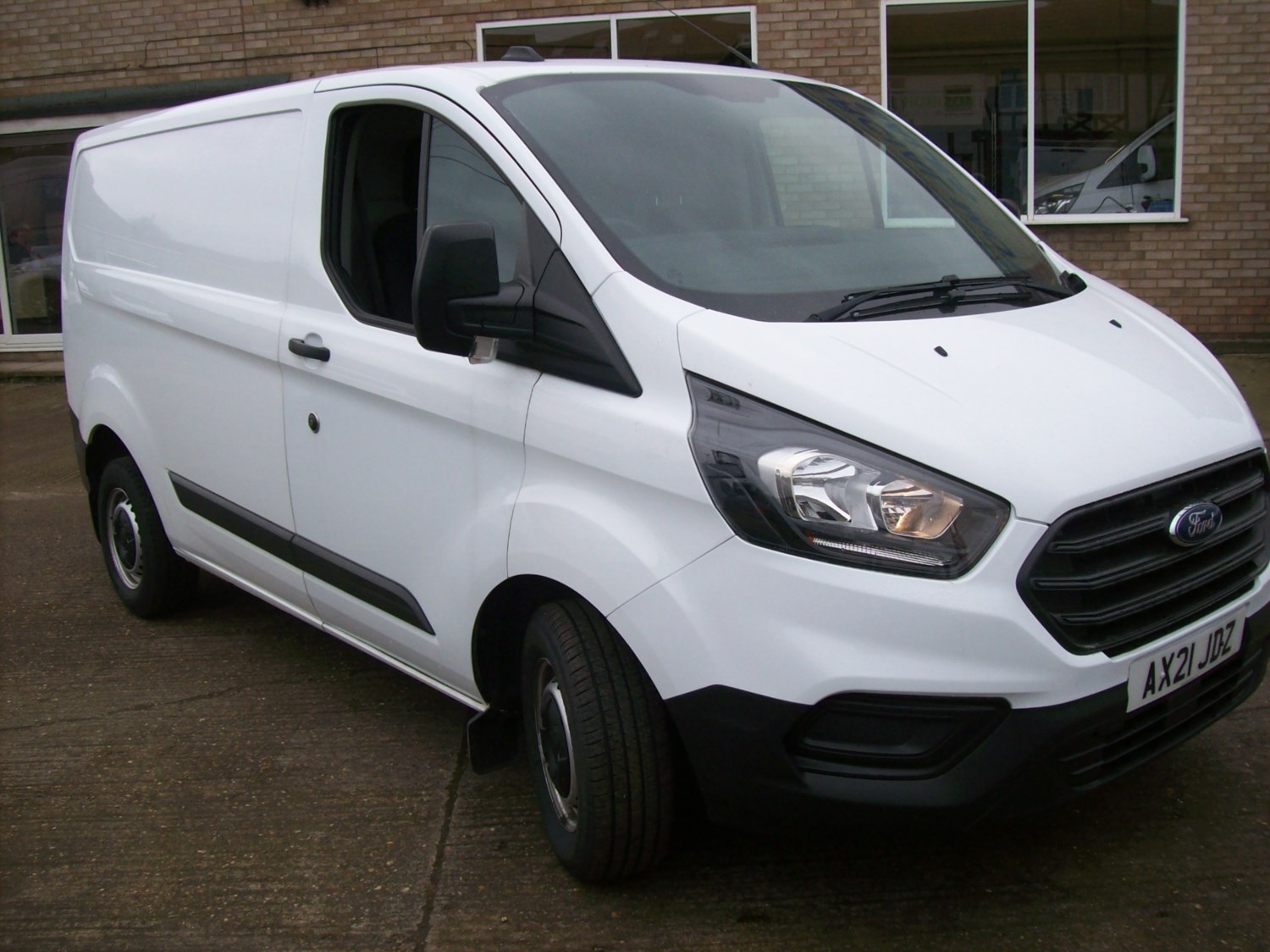 Ford Transit Custom Listing Image