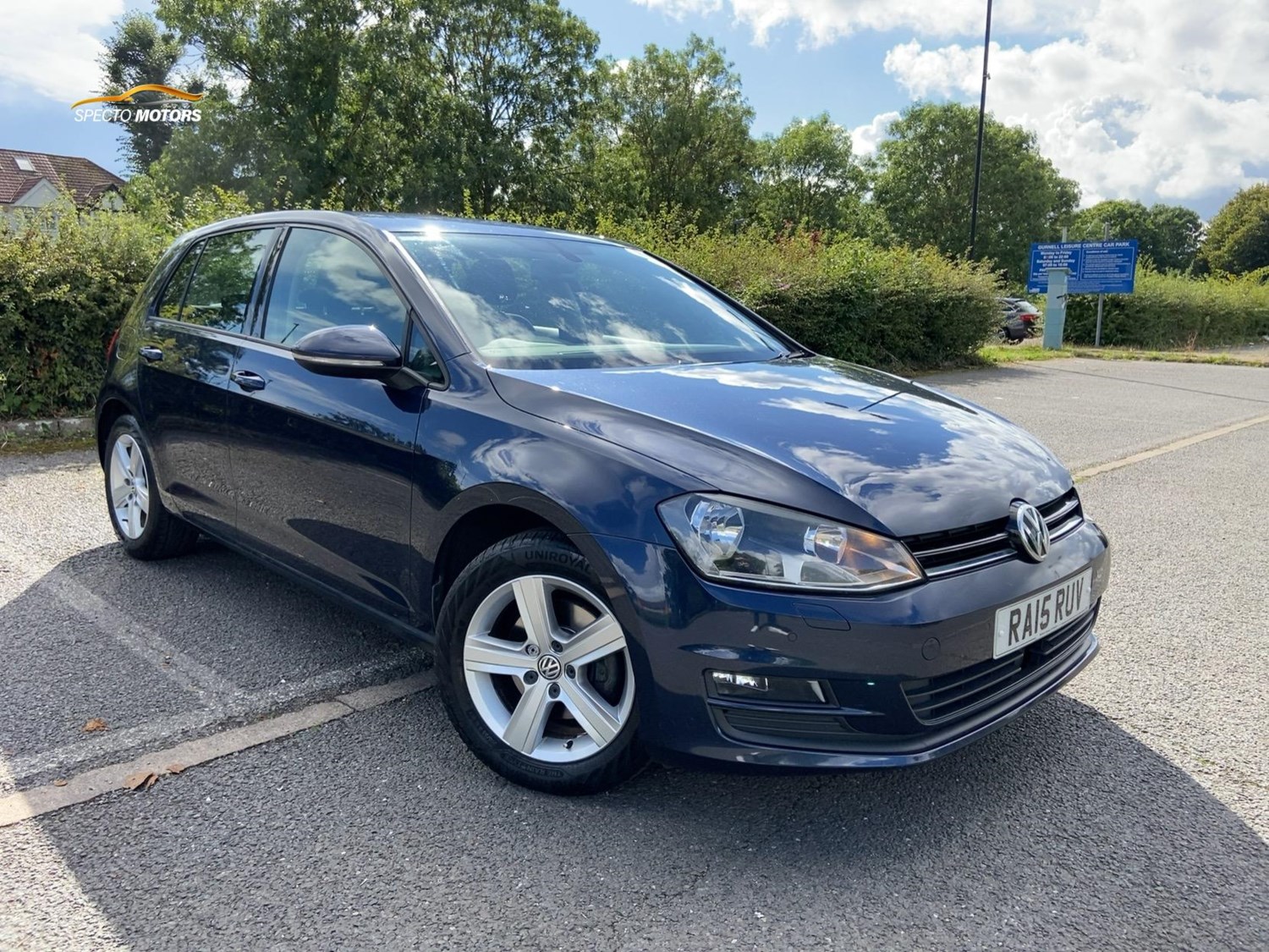 Volkswagen Golf Listing Image