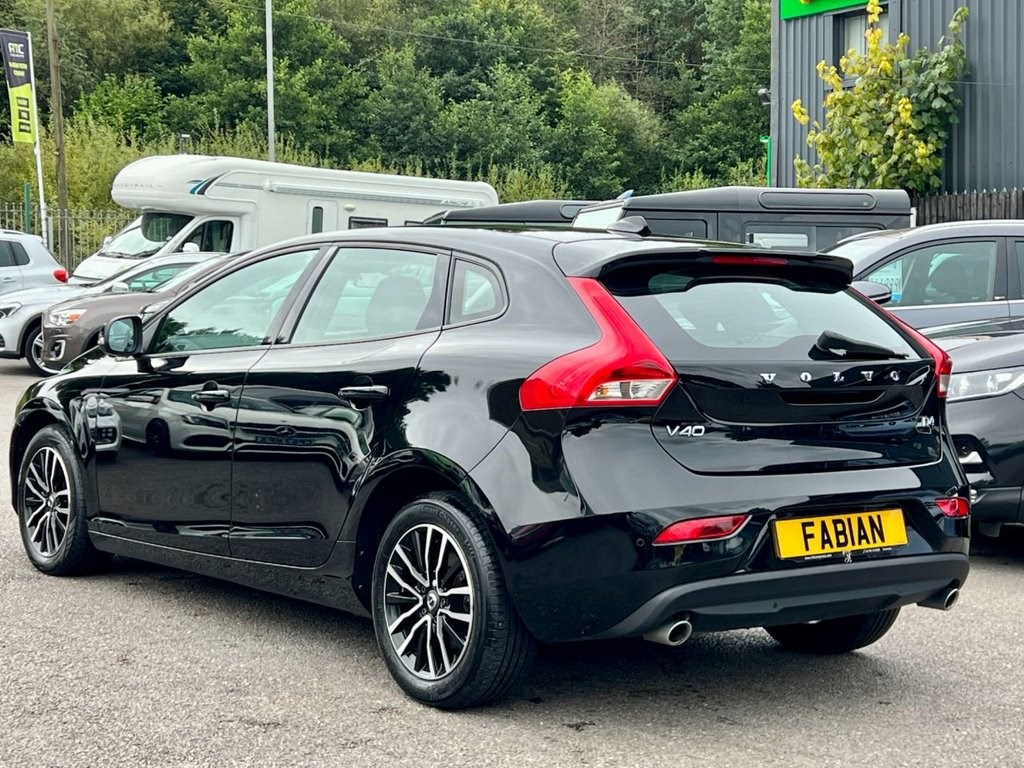 Volvo V40 Listing Image