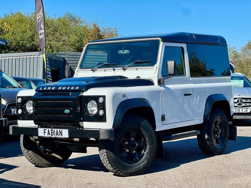 Land Rover Defender Listing Image