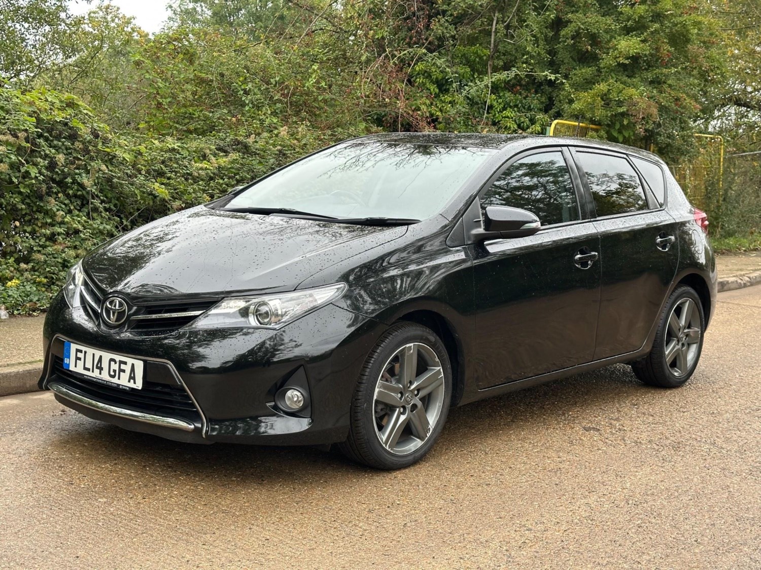 Toyota Auris Listing Image