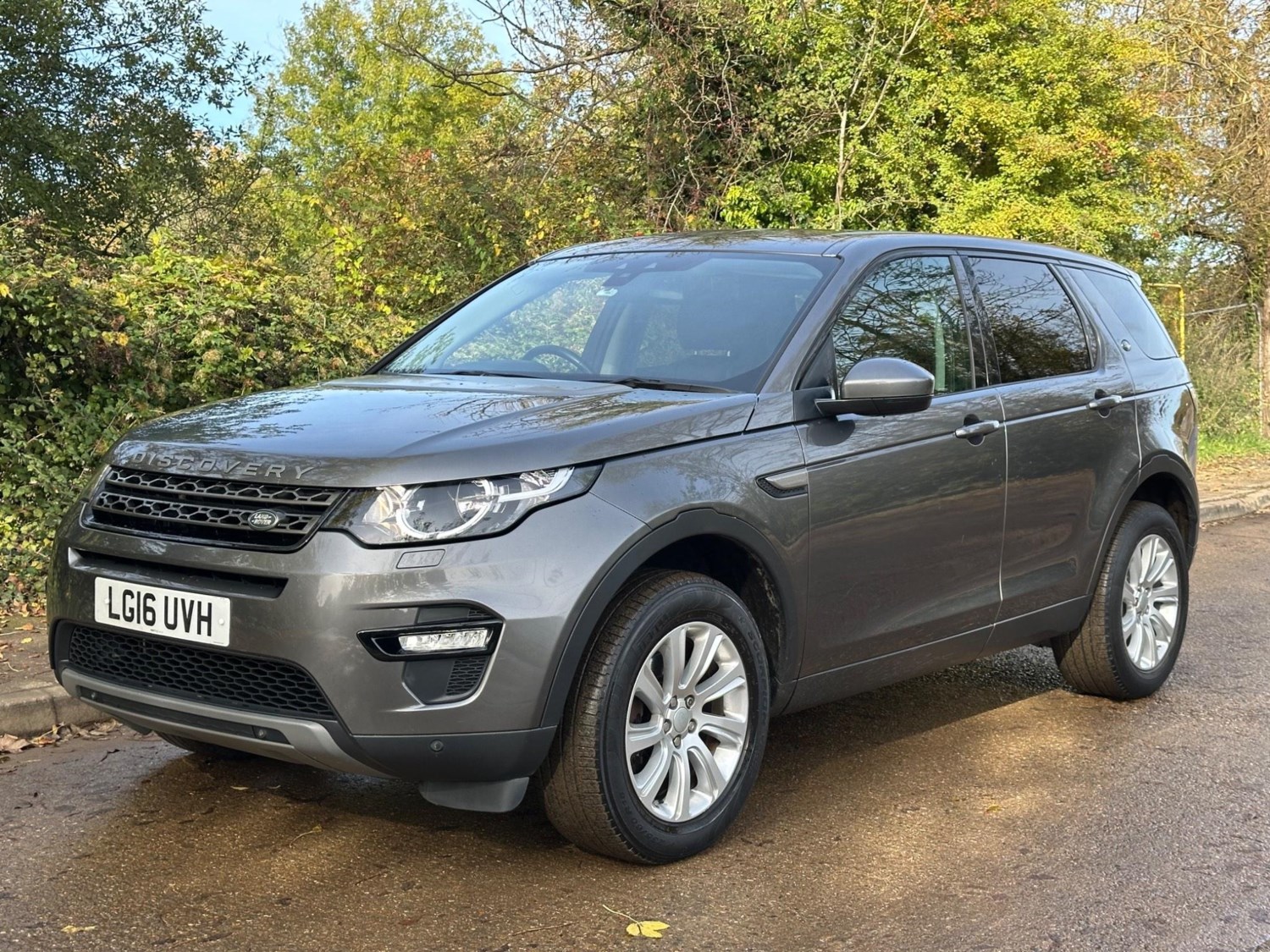 Land Rover Discovery Sport Listing Image