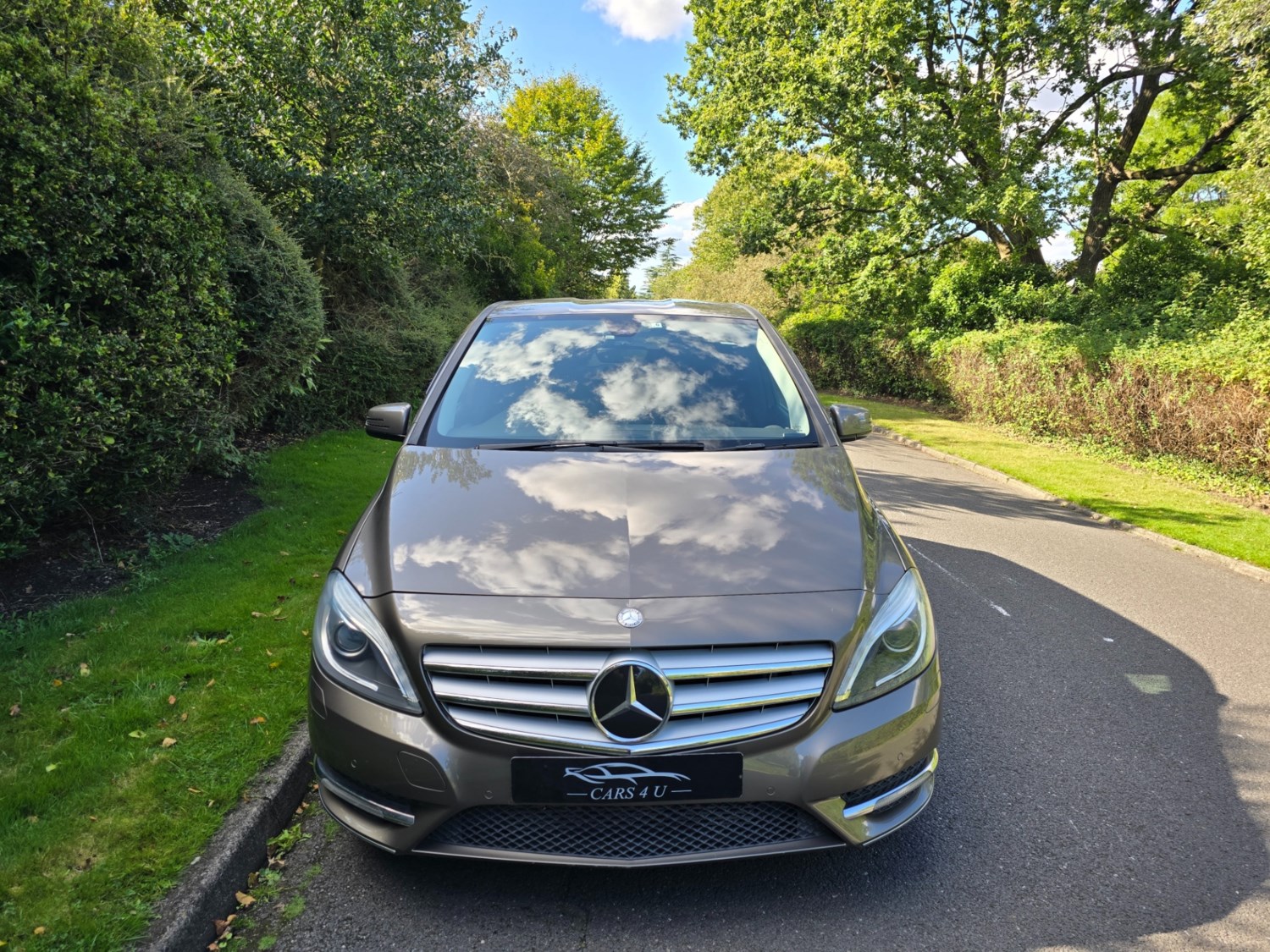 Mercedes-Benz B-Class Listing Image