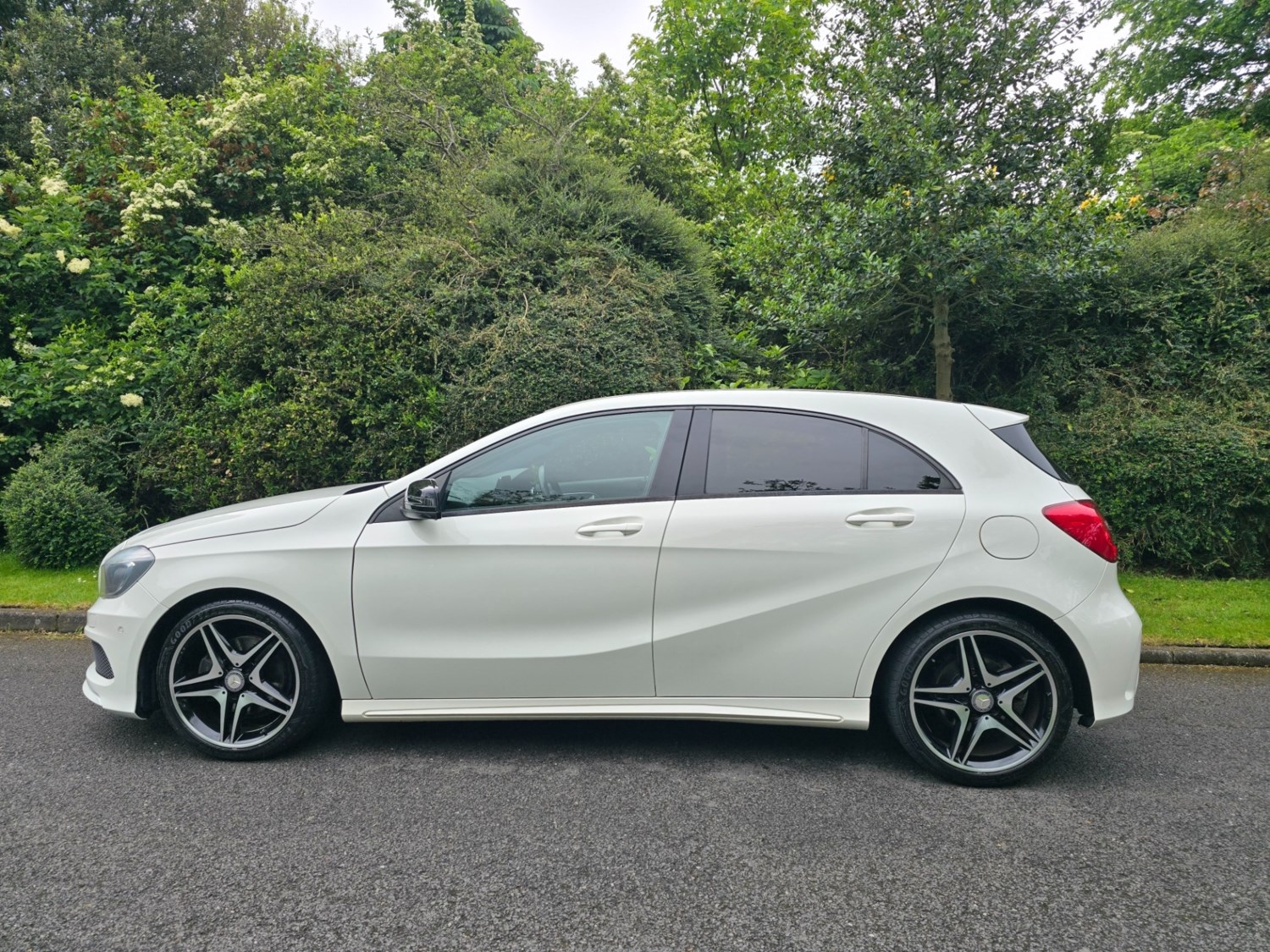 Mercedes-Benz A-Class Listing Image